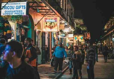 网络热搜：91网大事件总结，引发网络热议，91上比较火的人都有谁